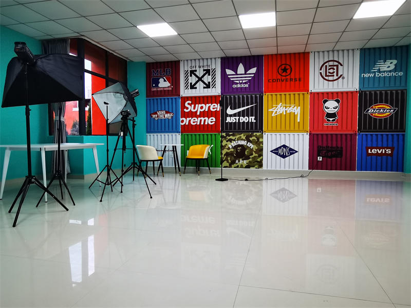 ֱ������